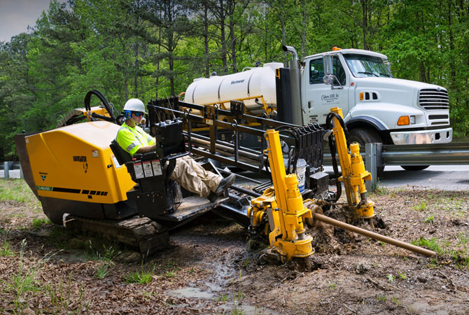 Vermeer D40x55 directional drill on a roadside jobsite for Hwy 548 6 inch Feeder Main project